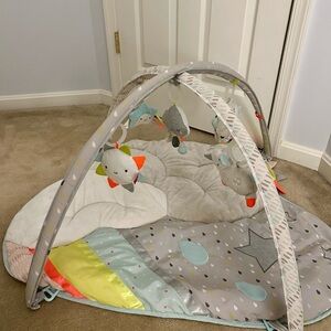 Skip Hop Gray and White Learning Toy Activity Mat